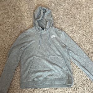 nike sweatshirt
